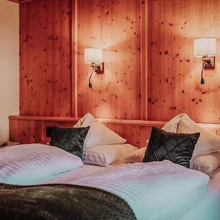 Hotel Gluecksschmiede - Hinterglemm Saalbach-Hinterglemm
