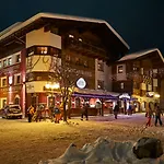 Hotel Gluecksschmiede Saalbach-Hinterglemm