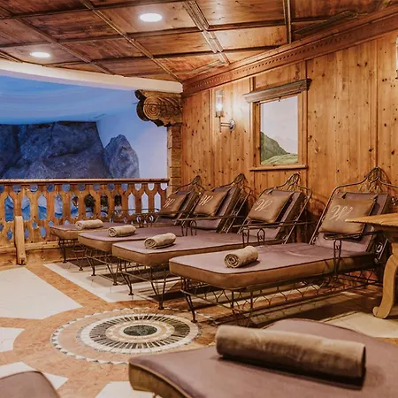 Dorfhotel Glücksschmiede 4*