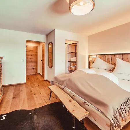 Gluecksschmiede - Hinterglemm 4*