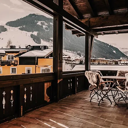 Dorfhotel Glücksschmiede Saalbach-Hinterglemm