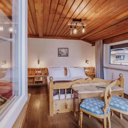 Gluecksschmiede - Hinterglemm Hotel 4*