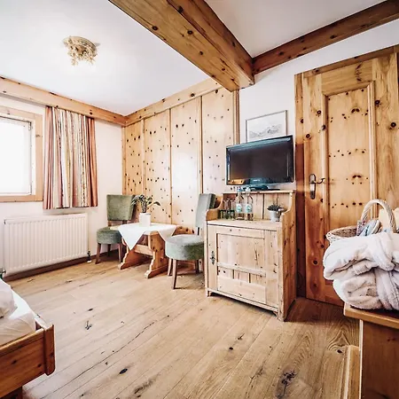 Dorfhotel Glücksschmiede 4* Saalbach
