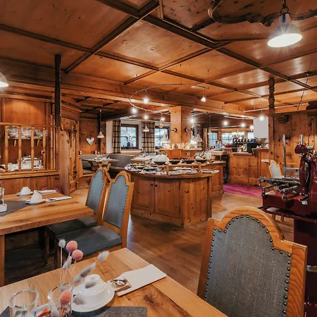 Dorfhotel Glücksschmiede Saalbach-Hinterglemm