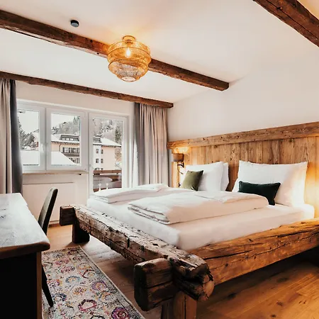 Dorfhotel Glücksschmiede Hotel Saalbach-Hinterglemm