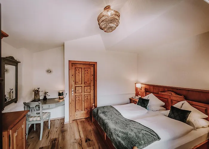 Gluecksschmiede Hotel 4*