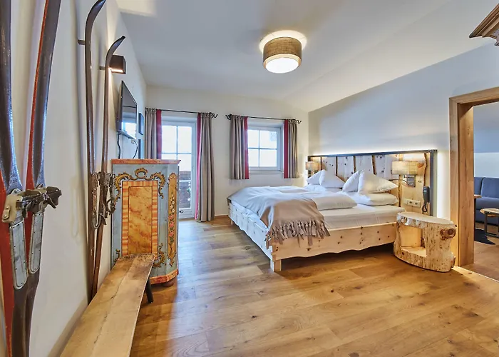 Hotel Gluecksschmiede Saalbach-Hinterglemm