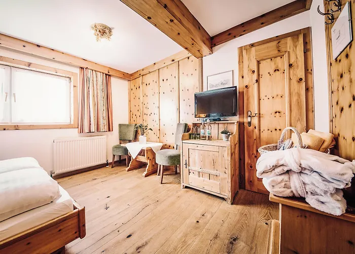 Gluecksschmiede Hotel 4*